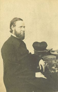 Hecker 2 via wikimedia commons